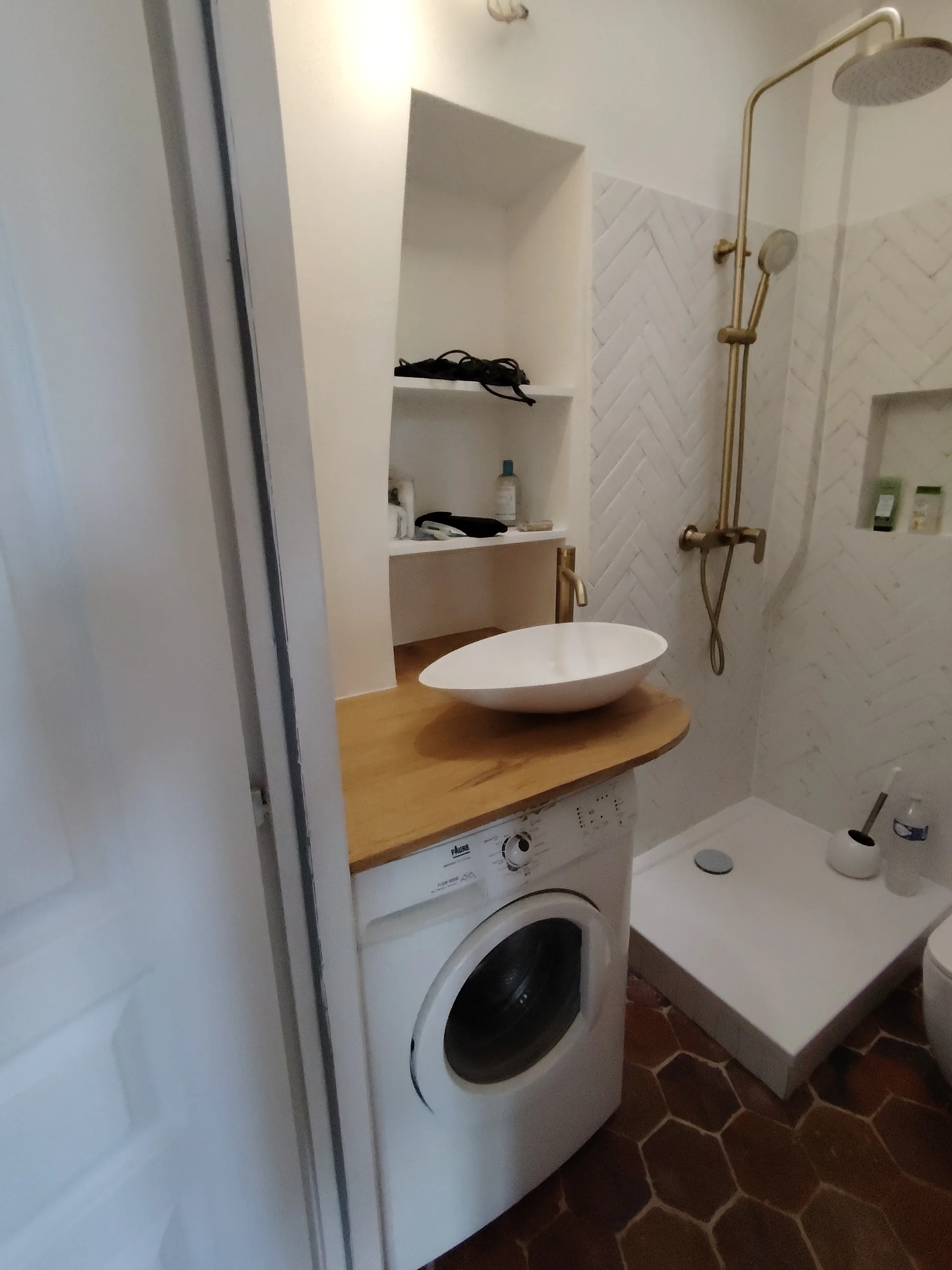Photo 6